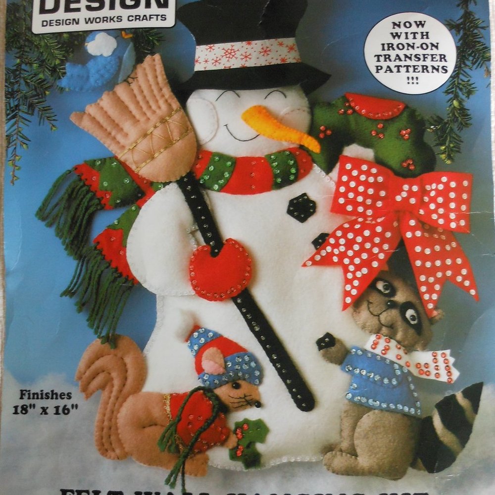 VINTAGE Holiday Felt Wall Hanging Kit